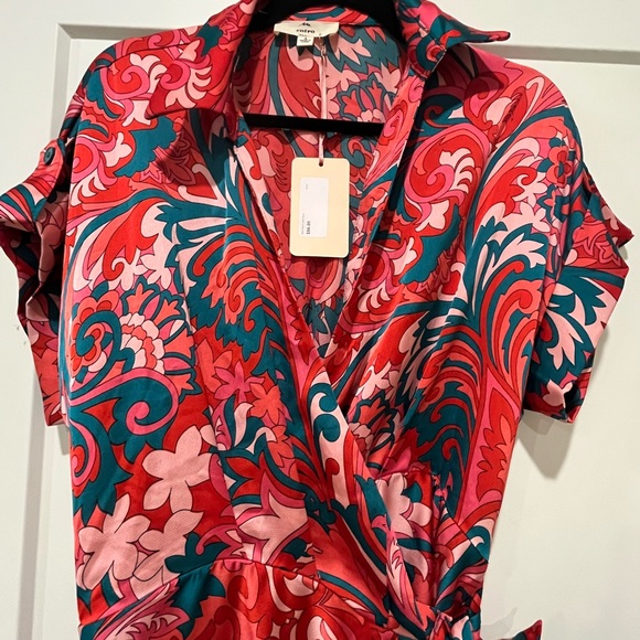 Entro Vibrant Floral Maxi Dress - Picture 3 of 8